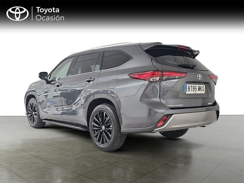 Usado Toyota Highlander Advance 246 CV (180 kW) 2023 Gris oscuro SUV
