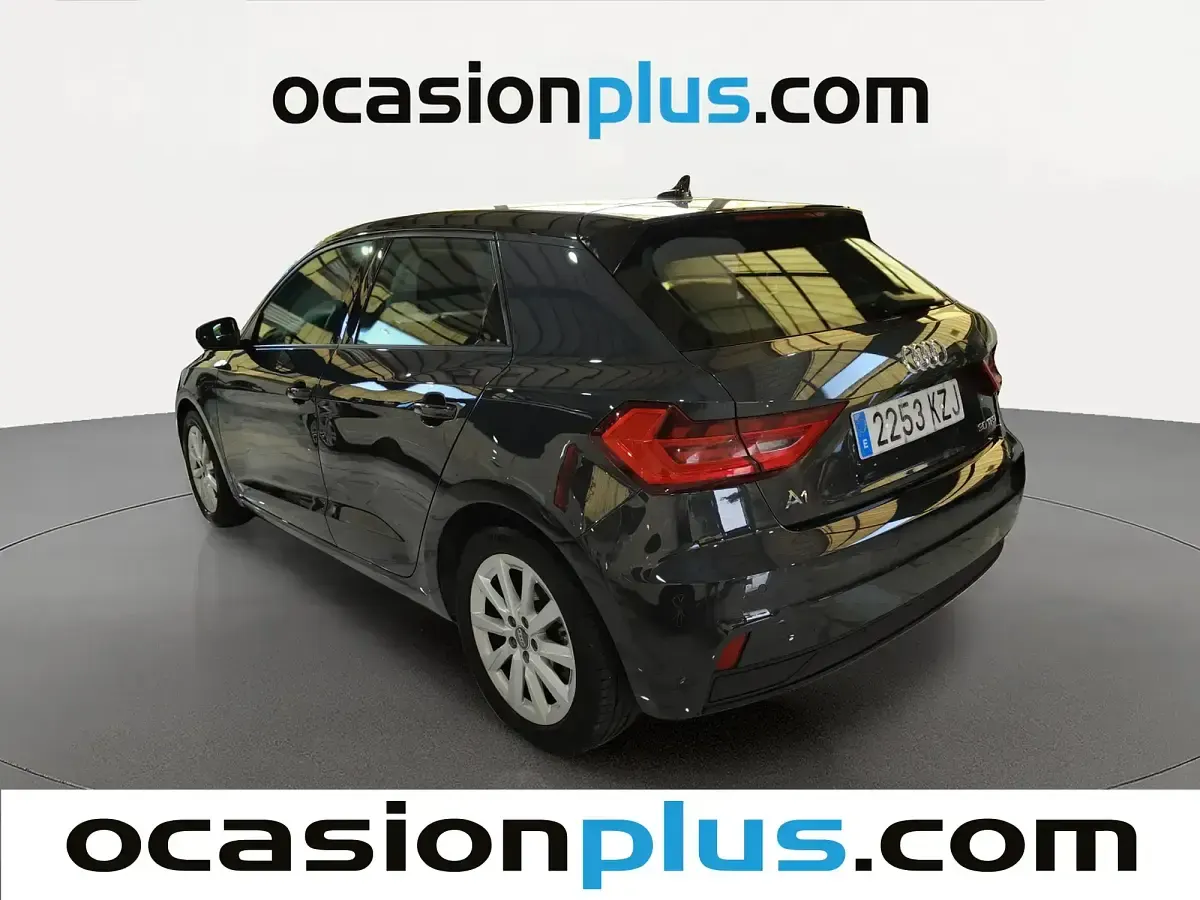 Usado Audi A1 Advanced Plus 116 CV (85 kW) 2019 Negro SUV