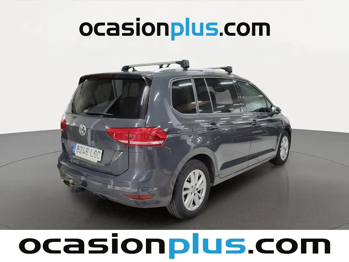 Usado VW Touran Advance 150 CV (110 kW) 2020 Gris Monovolumen