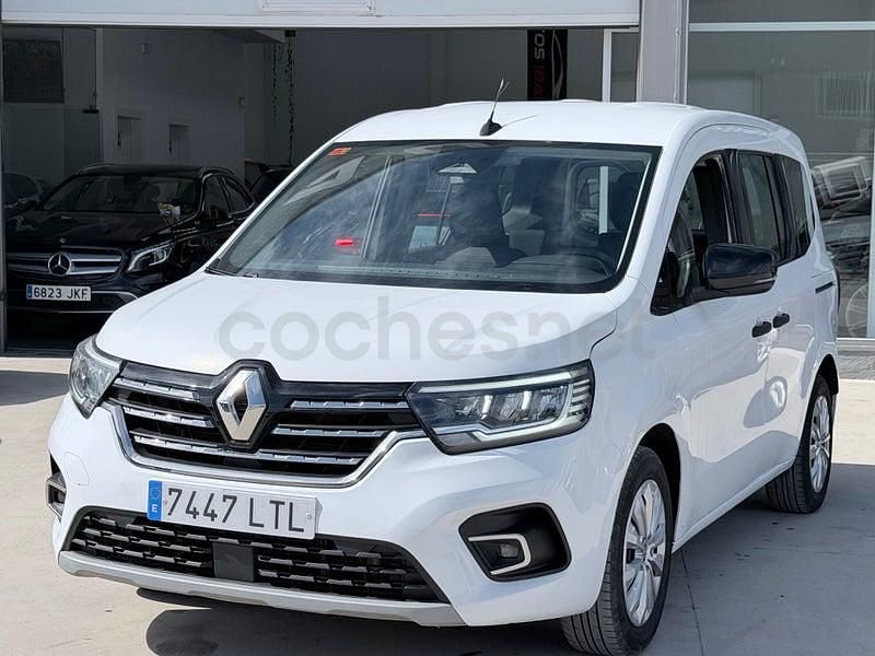 Usado Renault Kangoo Equilibre 95 CV (69 kW) 2022 Blanco Monovolumen