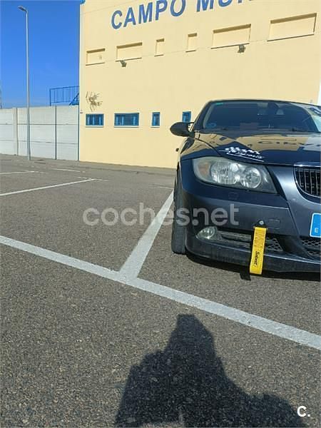Usado BMW 318 129 HP (94 kW) 2007 Cinzento Sedan