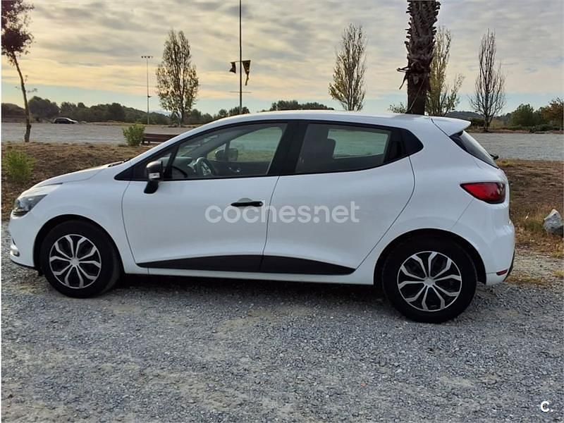 Usado Renault Clio IV Life 75 CV (55 kW) 2017 Blanco Berlina