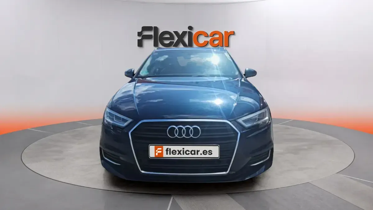Usado Audi A3 Premium 116 CV (85 kW) 2017 Azul Berlina