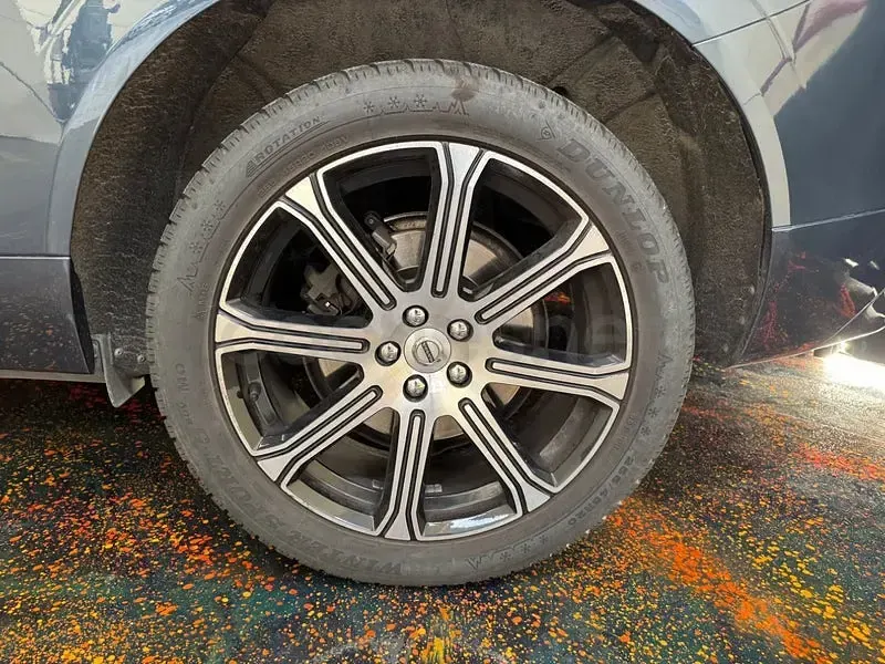 Usado Volvo XC60 Core 350 CV (257 kW) 2022 Azul SUV