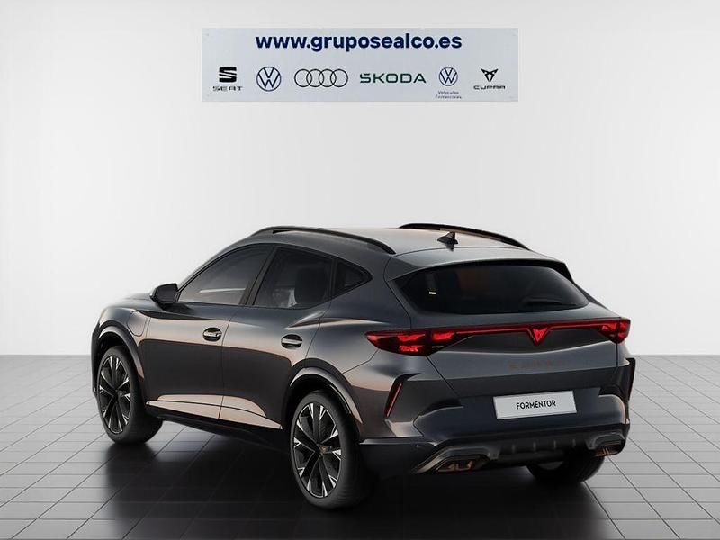 Usado Cupra Formentor 204 CV (150 kW) 2024 Gris SUV