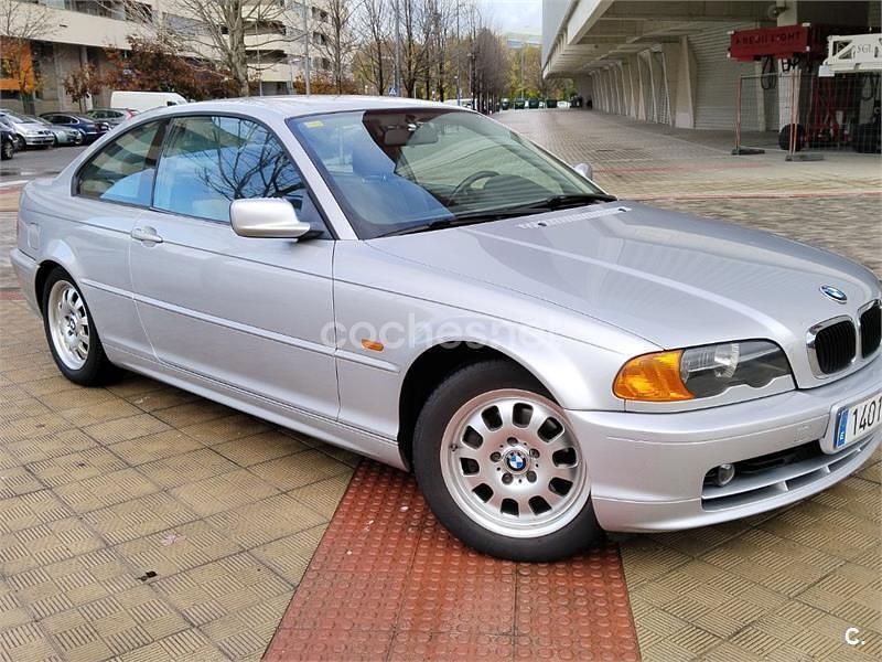 Gris / plata Usado 2001 BMW 318 Coupe | 5200 € (Precio justo) - Imagen 1/4