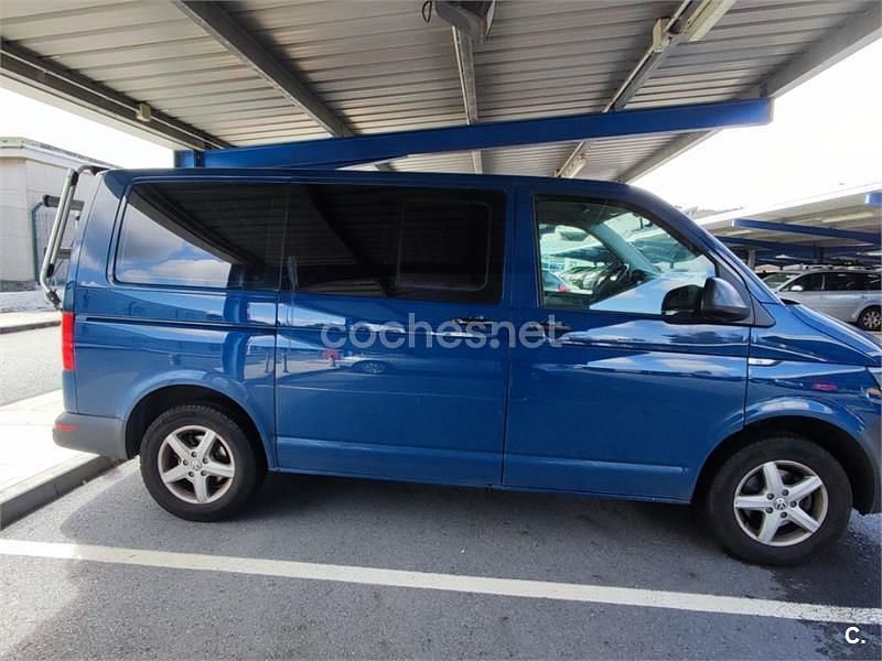 Usado VW Caravelle Comfortline 150 CV (110 kW) 2016 Azul Monovolumen