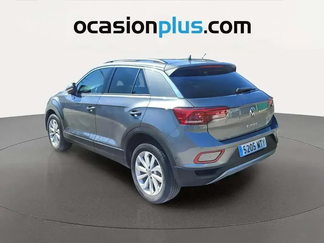 Usado VW T-Roc Life 116 CV (85 kW) 2024 Gris SUV