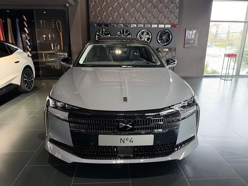 Nuevo DS Automobiles DS4 145 CV (106 kW) 2025 Gris Berlina