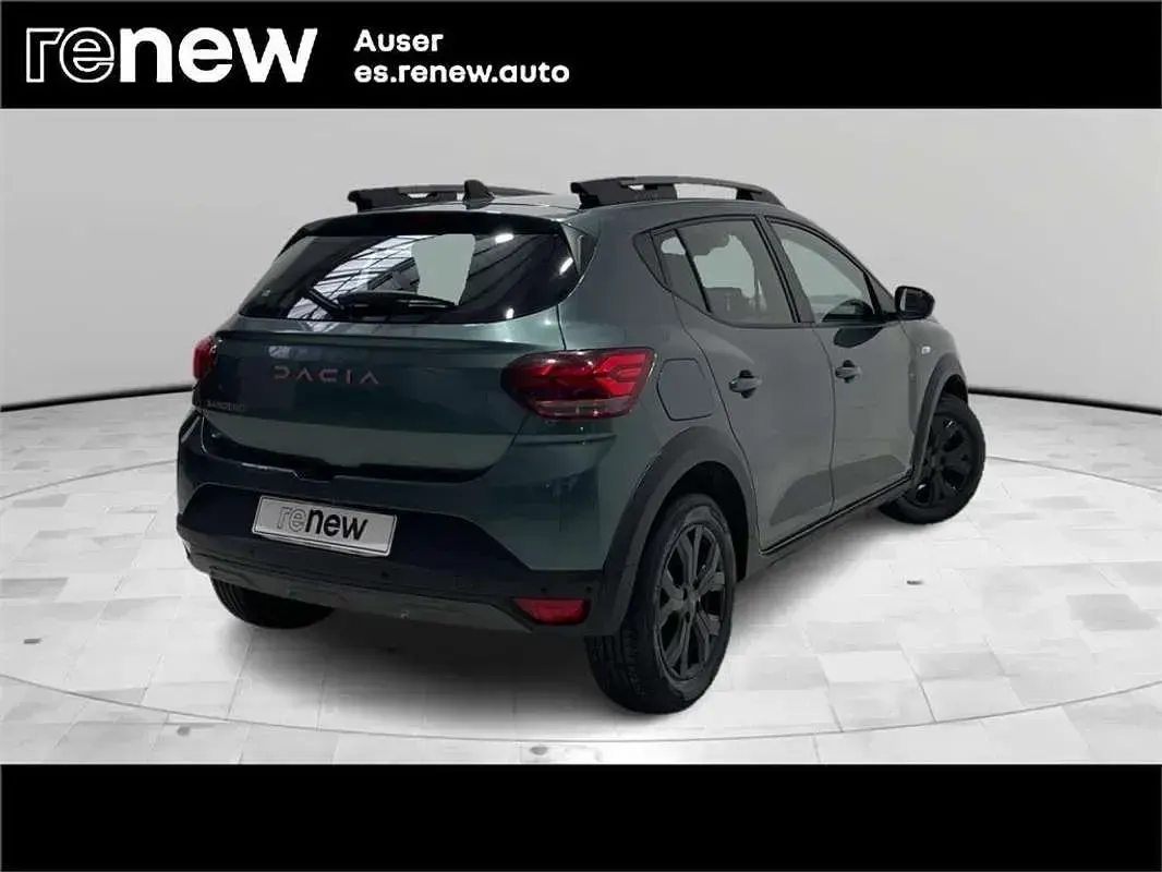 Usado Dacia Sandero Extreme 110 CV (80 kW) 2024 Verde Utilitario