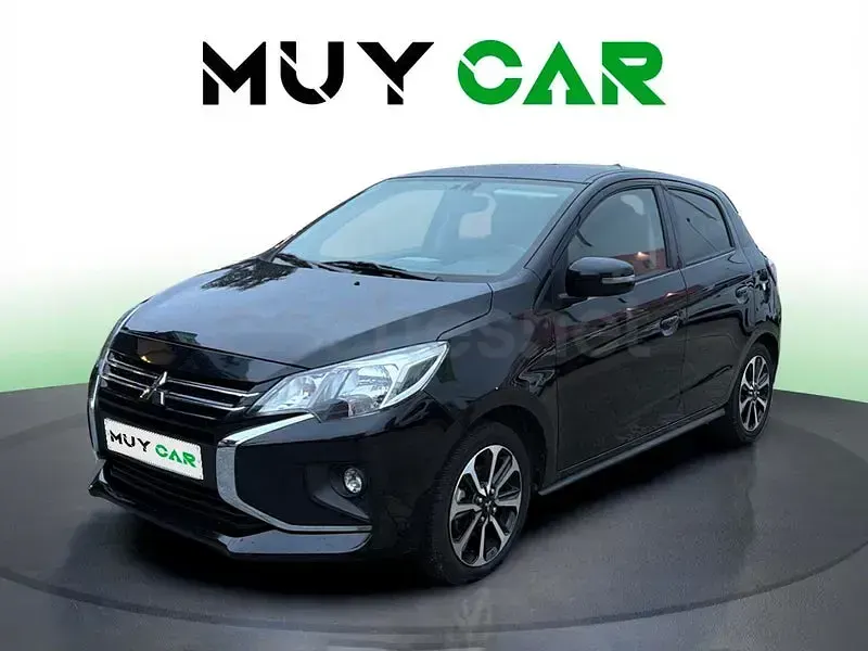 Usado Mitsubishi Space Star Motion 71 CV (52 kW) 2023 Negro Utilitario