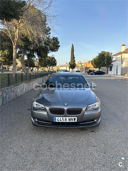 Usado BMW 530 235 CV (172 kW) 2010 Gris / plata Berlina