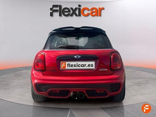 Usado Mini John Cooper Works 231 CV (169 kW) 2018 Rojo Utilitario