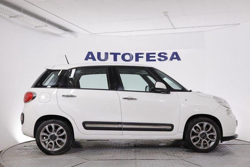 Usado Fiat 500L Lounge 120 CV (88 kW) 2015 Blanco Monovolumen