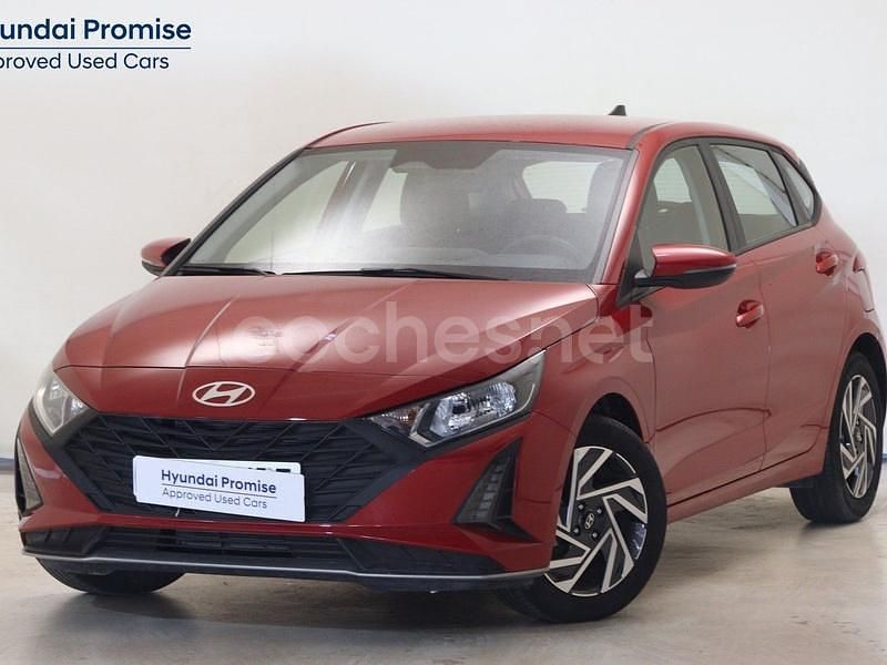Rojo Usado 2024 Hyundai i20 Berlina | 15.750 € (Precio justo) - Imagen 1/3