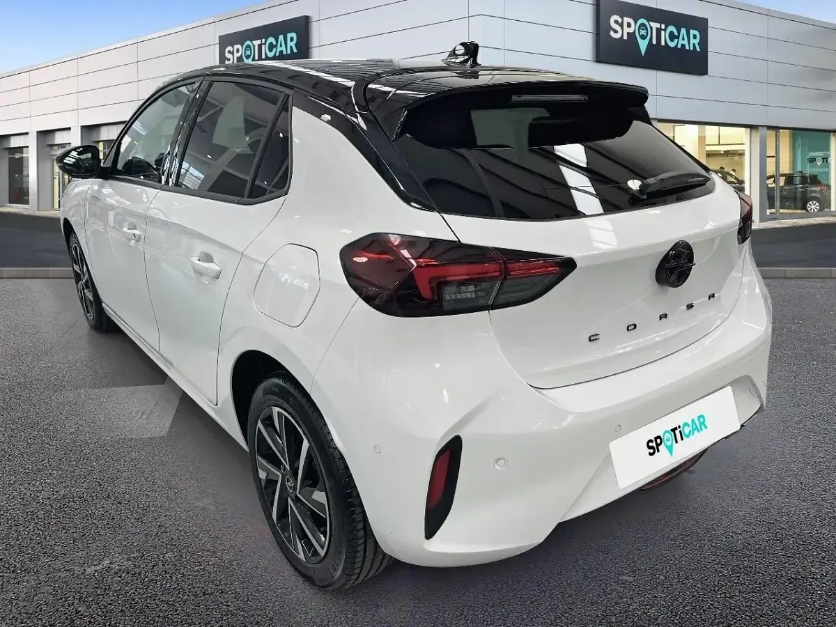 Usado Opel Corsa 101 CV (74 kW) 2024 Blanco Utilitario