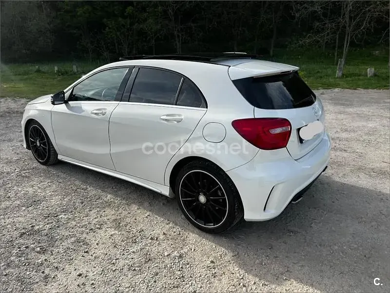 Usado Mercedes A200 AMG line 136 CV (100 kW) 2015 Blanco Berlina
