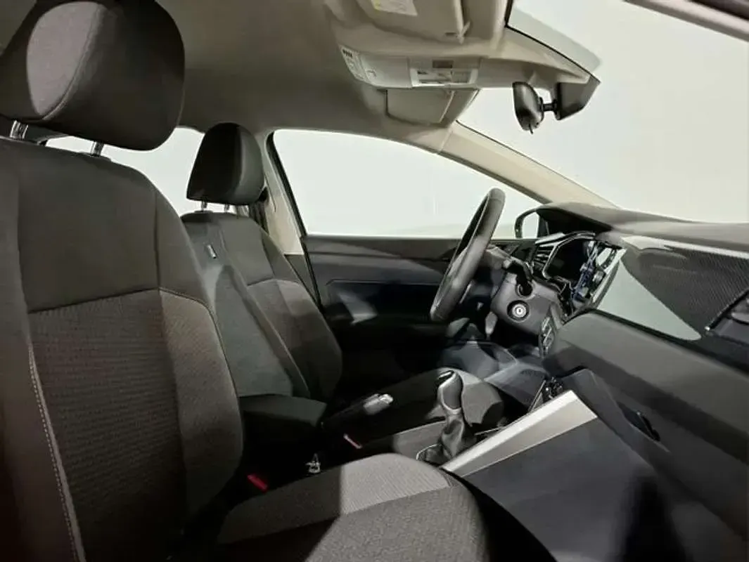 Nuevo VW Polo 95 CV (69 kW) 2026 Gris Utilitario