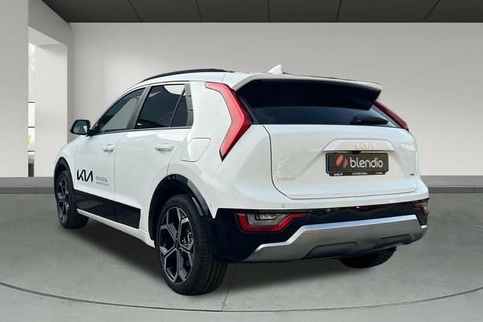 Usado Kia Niro 143 CV (105 kW) 2024 Blanco SUV