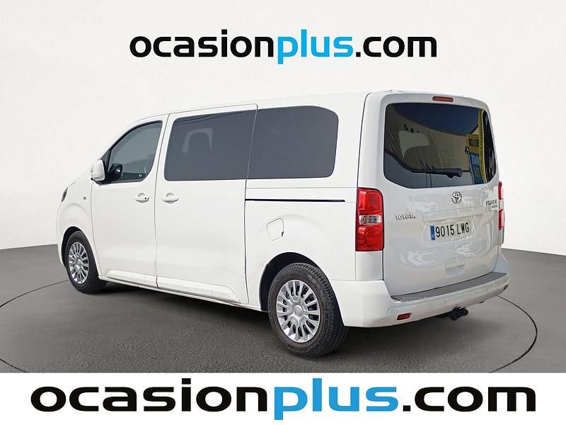 Usado Toyota Proace Verso Plus 145 CV (106 kW) 2022 Blanco Familiar