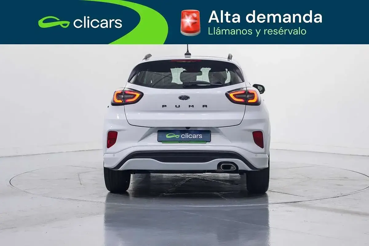Usado Ford Puma Titanium 125 CV (91 kW) 2023 Blanco SUV