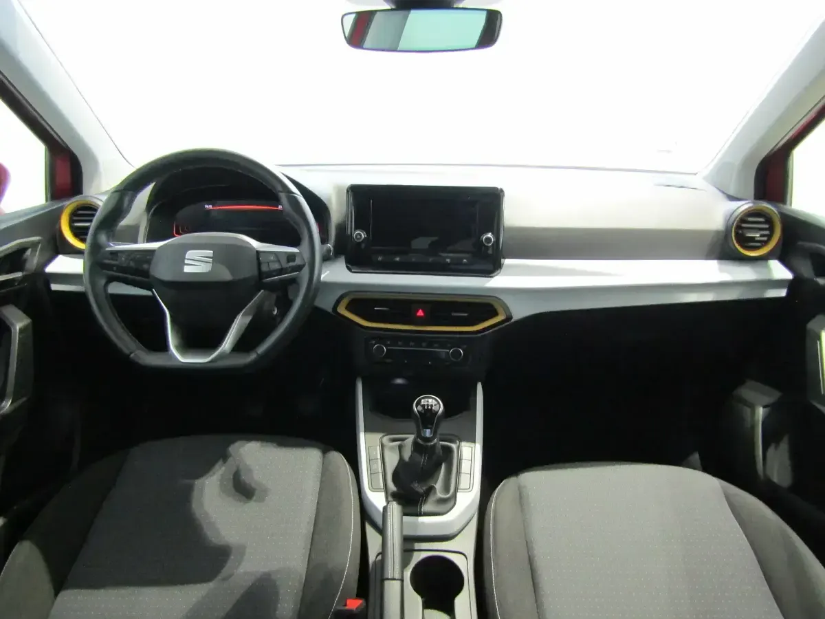 Usado Seat Arona Style 115 CV (84 kW) 2025 Rojo SUV