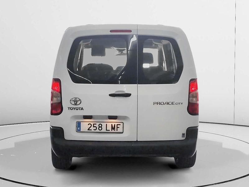 Usado Toyota Proace City City 102 CV (75 kW) 2021 Monovolumen