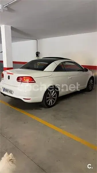 Usado VW Eos 122 CV (89 kW) 2011 Blanco Descapotable