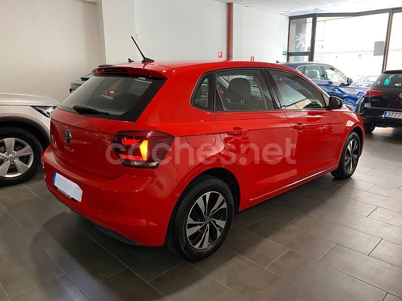 Usado VW Polo Advance 95 CV (69 kW) 2020 Rojo Berlina