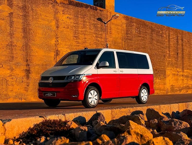Usado VW Caravelle 150 CV (110 kW) 2020 Rojo Monovolumen