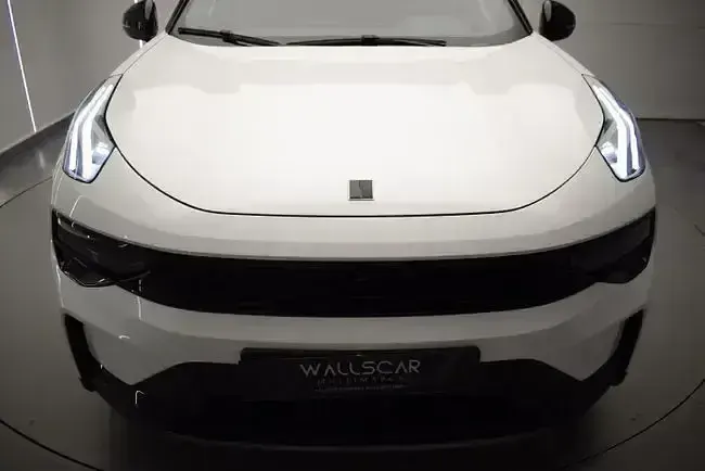 Usado Lynk & Co 01 276 CV (202 kW) 2025 Blanco SUV