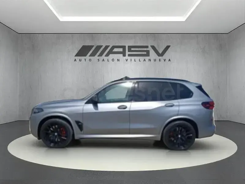 Usado BMW X5 M Sport 530 CV (389 kW) 2024 Gris / plata SUV
