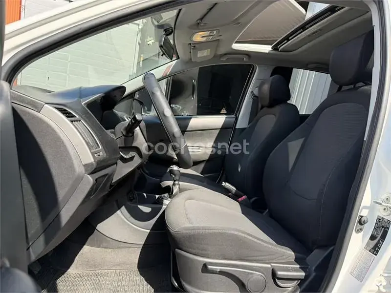 Usado Hyundai i20 GO! 90 CV (66 kW) 2014 Blanco Utilitario