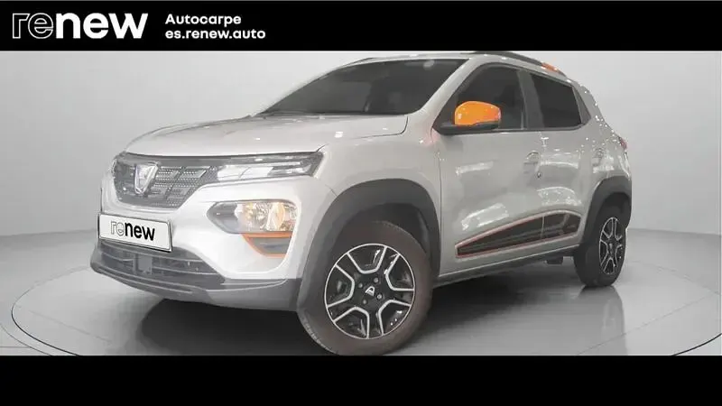Usado Dacia Spring Comfort Plus 33 kW (45 CV) 2022 Gris Utilitario