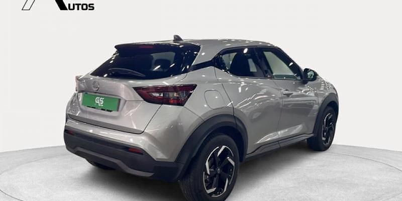 Usado Nissan Juke Acenta 114 CV (83 kW) 2023 Gris plata SUV