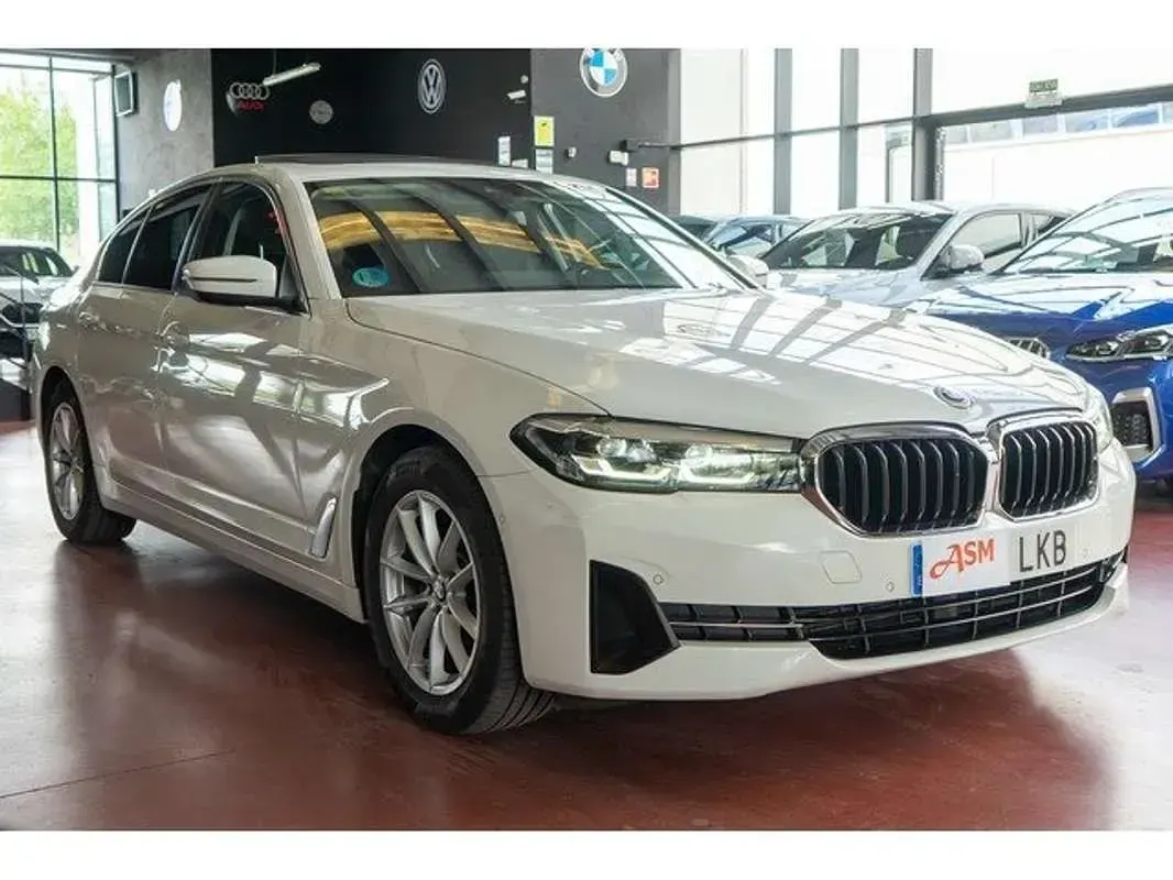 Usado BMW 520 Comfort Edition 190 CV (139 kW) 2020 Blanco Berlina