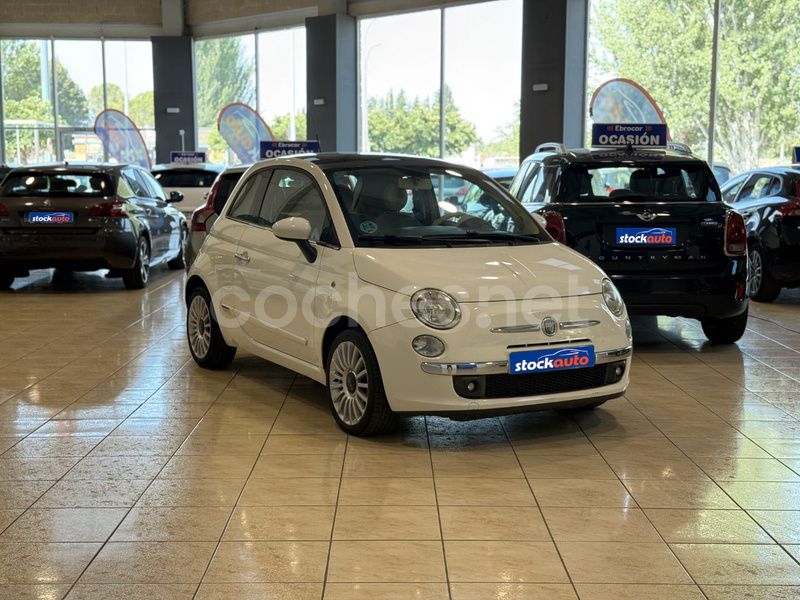 Blanco Usado 2009 Fiat 500 Lounge Berlina | 7990 € (Un poco caro) - Imagen 1/4