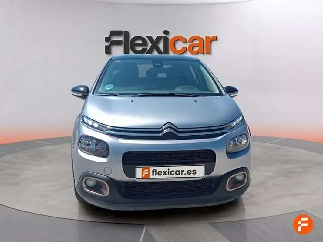 Usado Citroën C3 Feel 99 CV (72 kW) 2019 Gris Utilitario