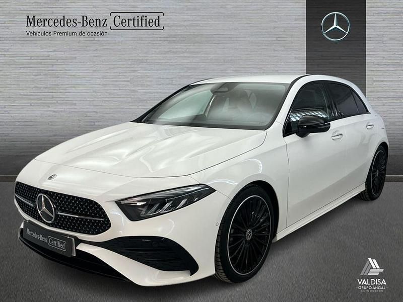 Blanco polar Nuevo 2025 Mercedes A200 AMG line Berlina | 37.900 € (Un poco caro) - Imagen 1/4