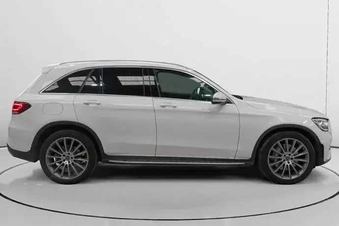 Usado Mercedes GLC43 AMG 194 CV (142 kW) 2021