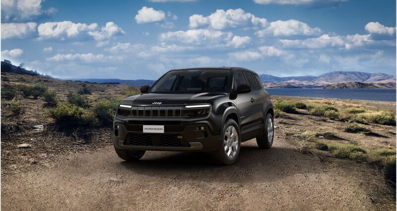 Negro Usado 2023 Jeep Avenger Longitude SUV | 24.950 € (Precio justo) - Imagen 1/4