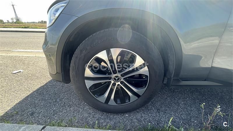 Usado Mercedes GLC220 194 HP (142 kW) 2022 Azul SUV