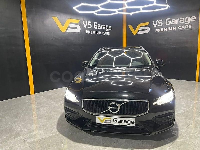Usado Volvo V60 Business Edition 150 CV (110 kW) 2021 Negro Familiar