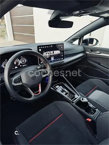 Usado VW Golf VIII GTI Clubsport 301 CV (221 kW) 2025 Blanco Berlina