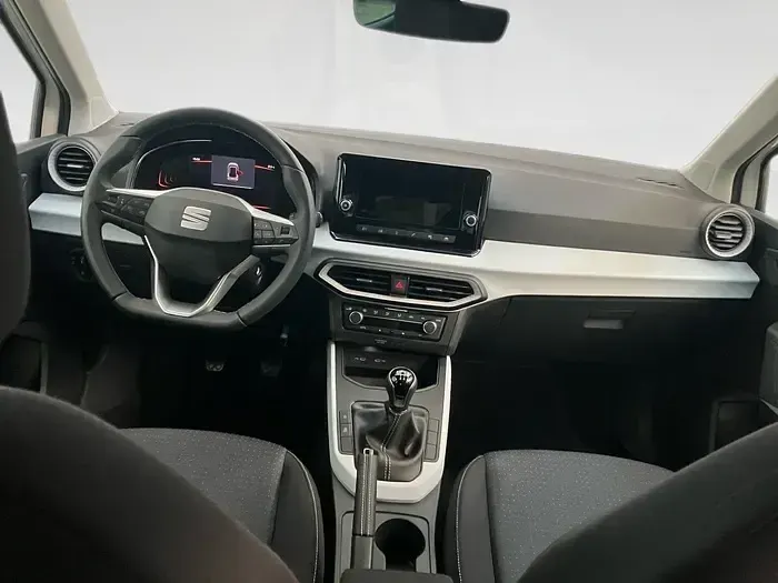 Usado Seat Arona Style 115 CV (84 kW) 2026 Blanco SUV