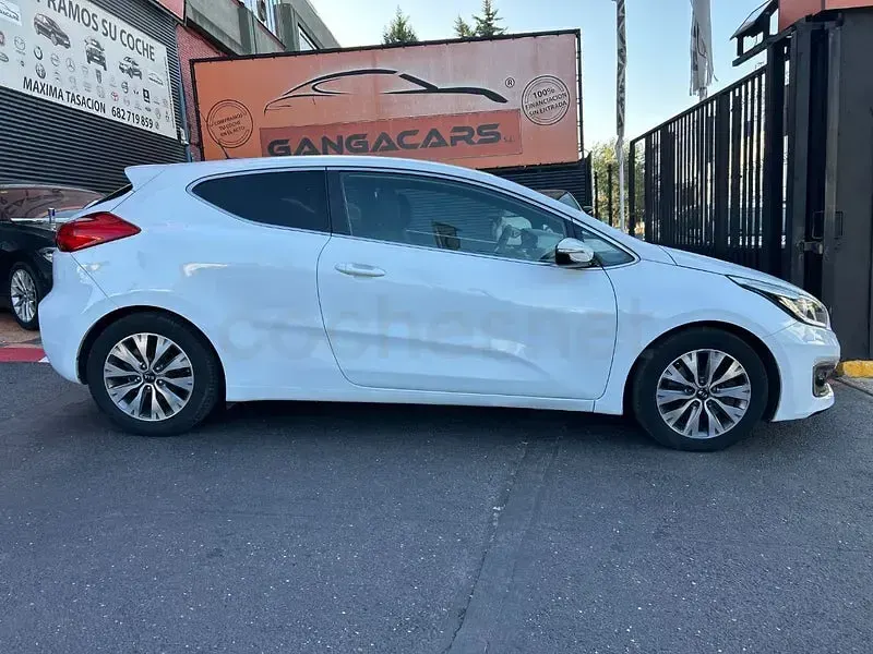 Usado Kia ProCeed 136 CV (100 kW) 2016 Blanco Utilitario