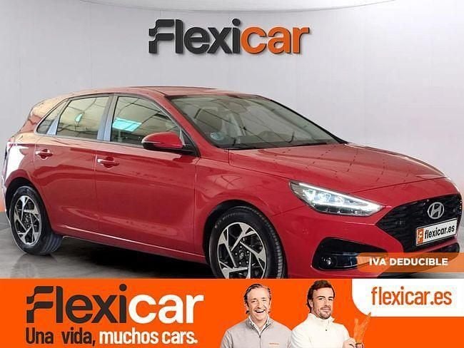 Rojo Usado 2024 Hyundai i30 Berlina | 19.990 € (Precio justo) - Imagen 1/4