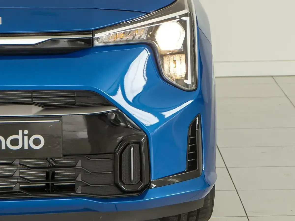 Usado Kia Picanto 63 CV (46 kW) 2024 Azul Utilitario