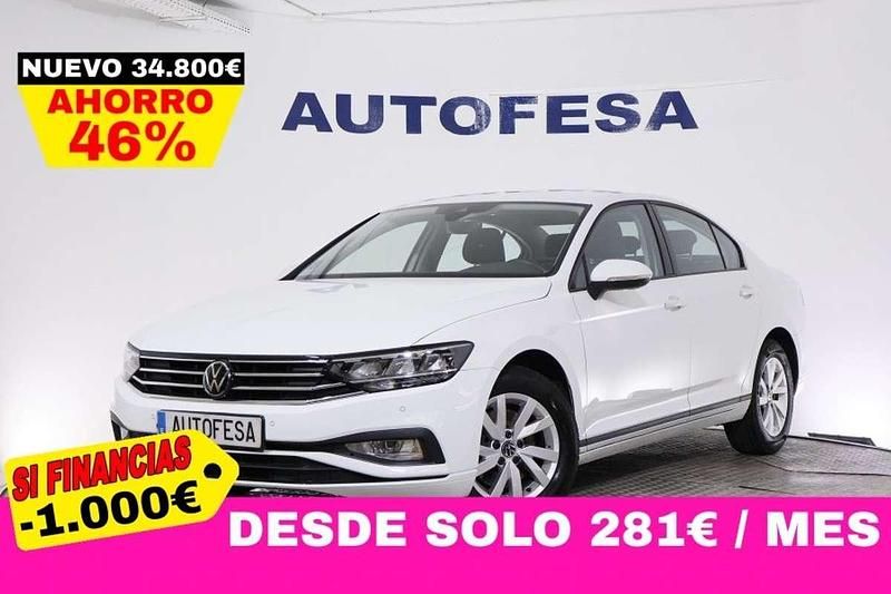 Gris Usado 2022 VW Passat Berlina | 18.850 € (Buen precio) - Imagen 1/4
