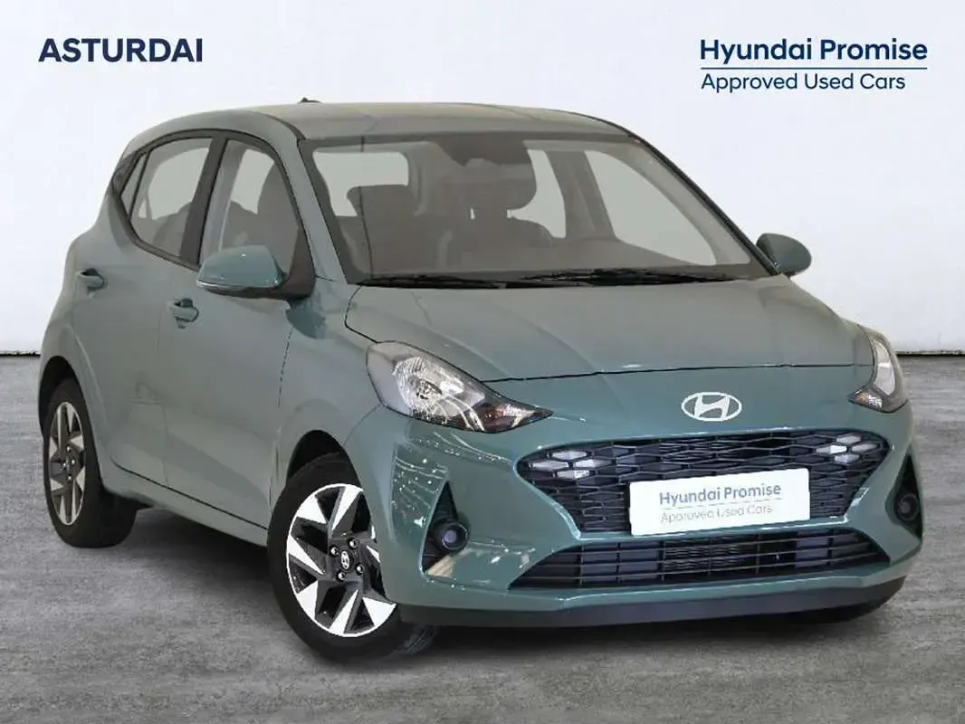 Usado Hyundai i10 64 CV (47 kW) 2025 Verde Utilitario